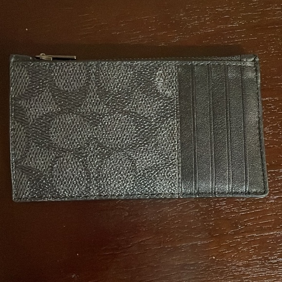COACH Retail: Zip Card Case In Signature Canvas - Picture 5 of 7